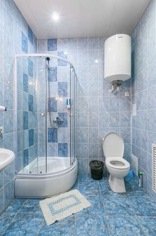 Гостевой дом Старый Псков Псков Стандартный двухместный номер с 2 отдельными кроватями и общей ванной комнатой-3